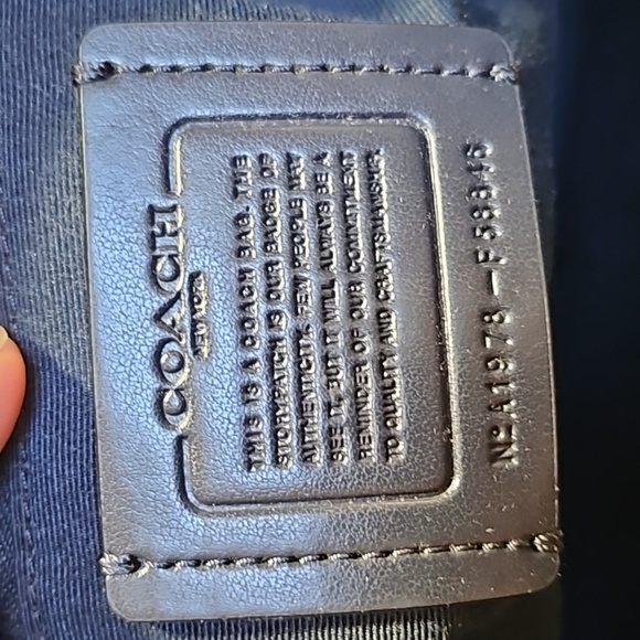 Coach City Tote - Picture 9 of 9